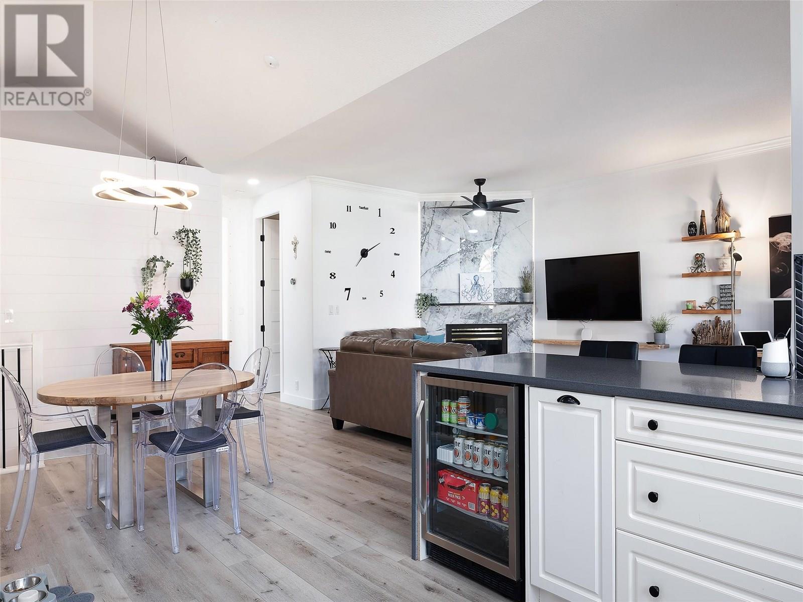 4 7701 Okanagan Landing Road, Vernon