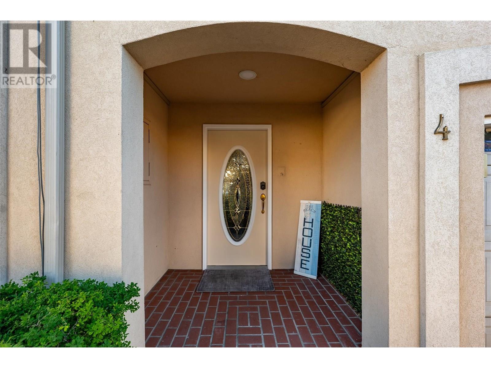 4 7701 Okanagan Landing Road, Vernon