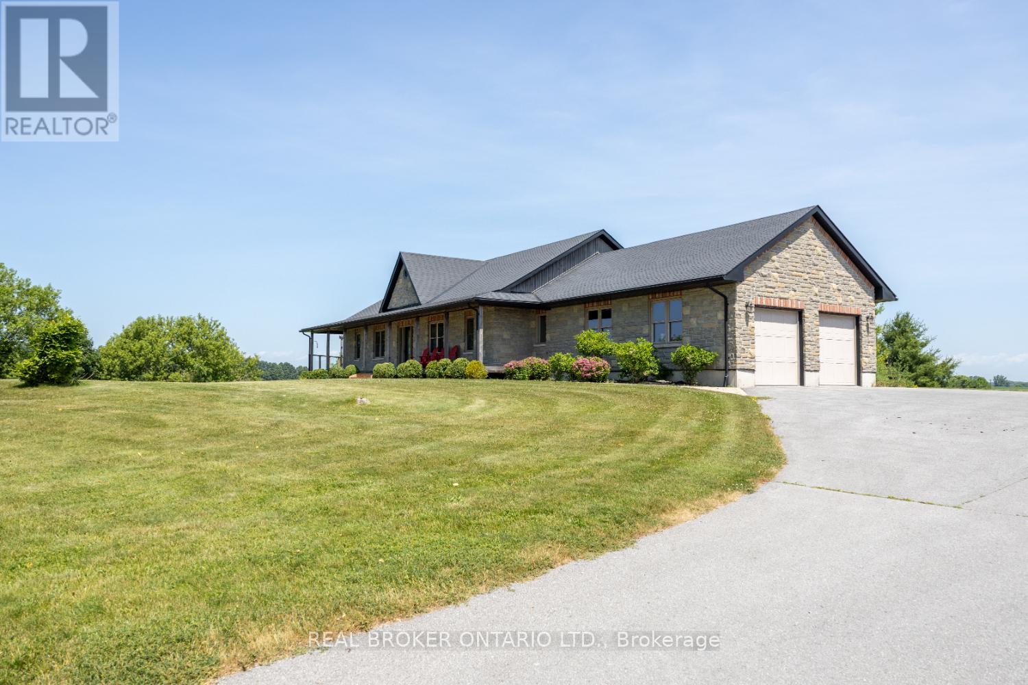 Photo 17 of 13762 Loyalist Parkway, Prince Edward County ON