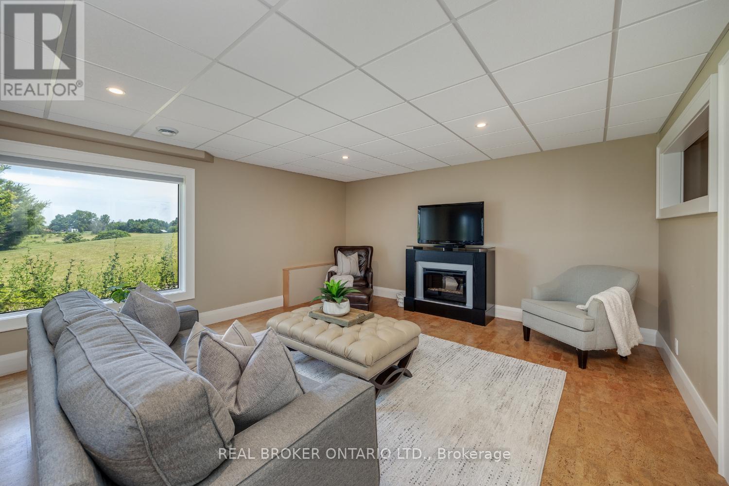 Photo 36 of 13762 Loyalist Parkway, Prince Edward County ON