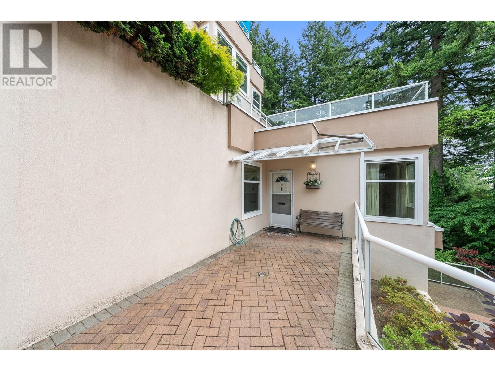 Photo 21 of 13 2425 Edgemont Boulevard, North Vancouver BC