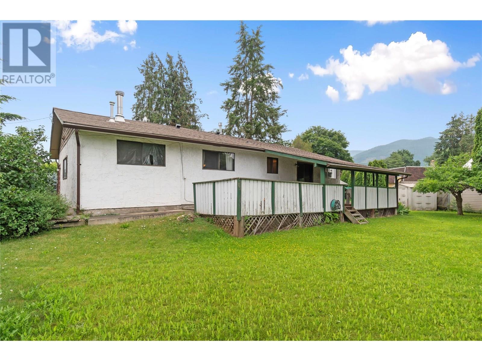 Photo 13 of 2289 Hayden Place, Armstrong BC
