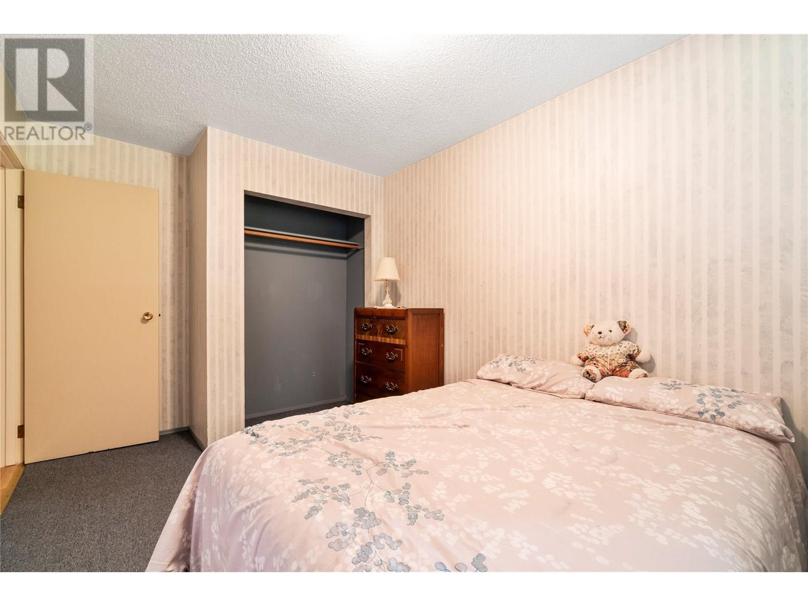 Photo 3 of 2289 Hayden Place, Armstrong BC