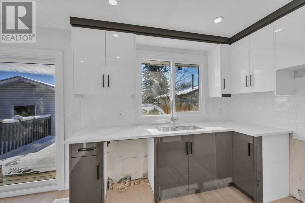 Single Family House Bungalow for Sale in  Whiteland Drive NE Whitehorn Calgary 