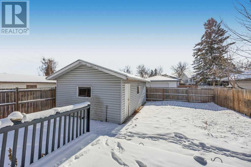 Single Family House Bungalow for Sale in  Whiteland Drive NE Whitehorn Calgary 