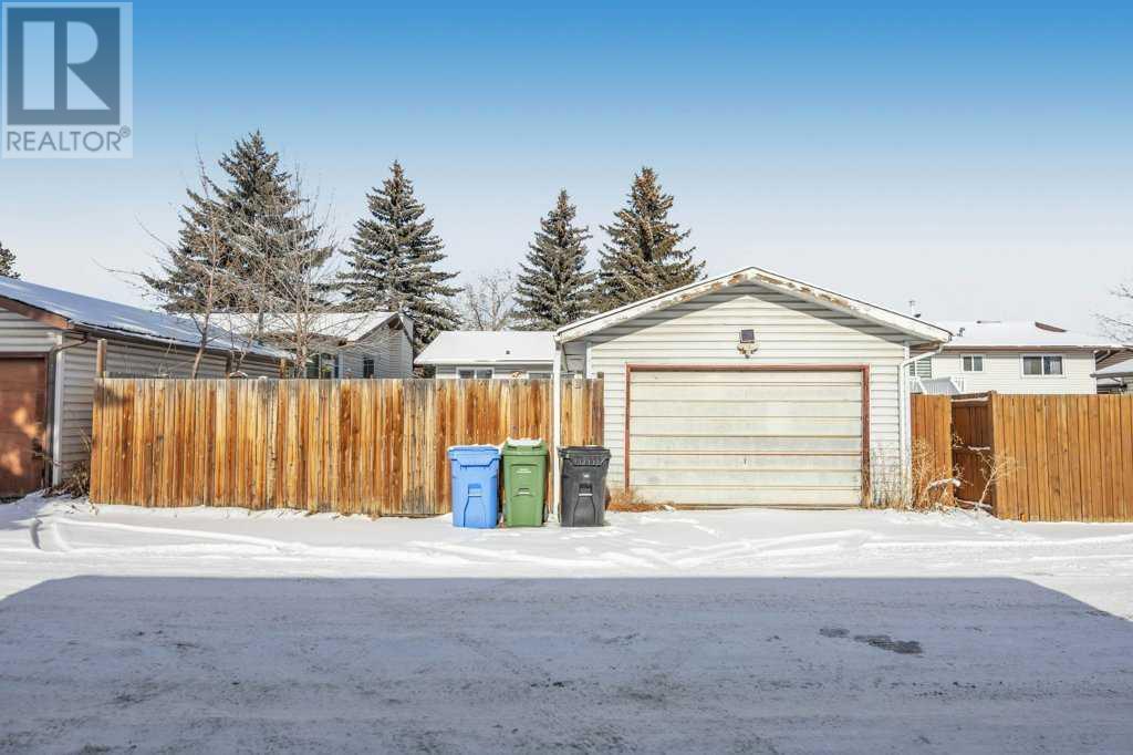 Single Family House Bungalow for Sale in  Whiteland Drive NE Whitehorn Calgary 