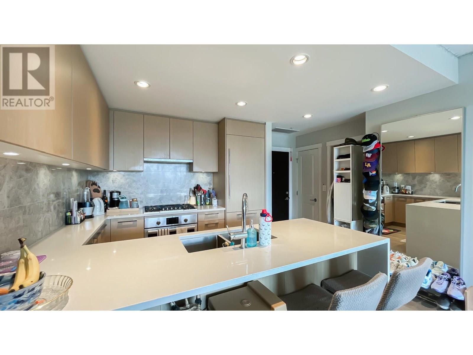 Photo 7 of 505 5687 Gray Avenue, Vancouver BC