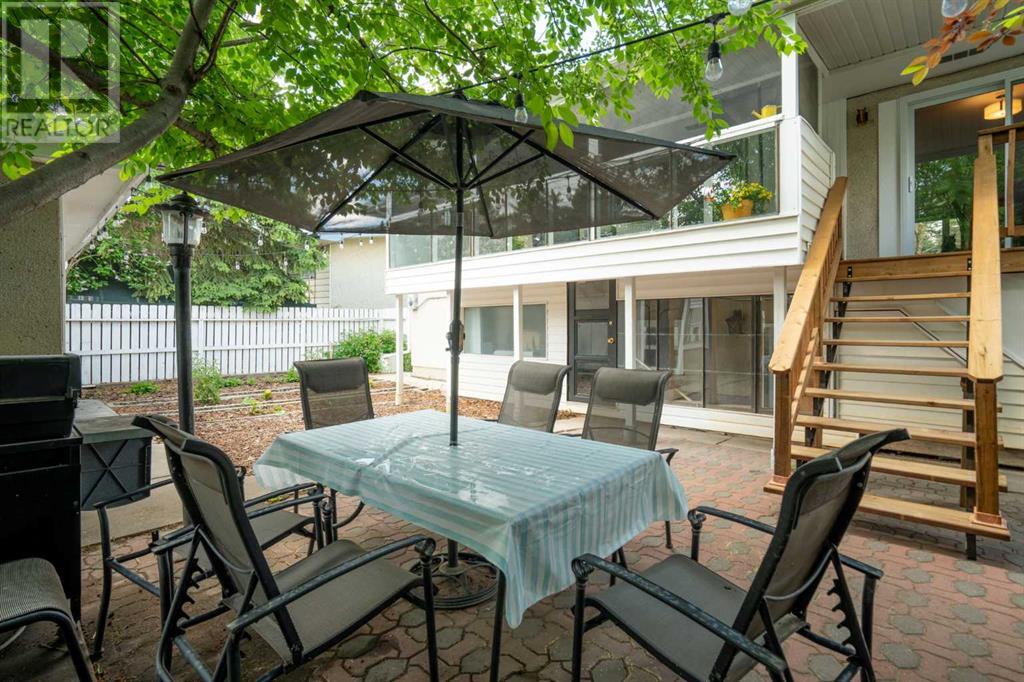 Single Family House Bi-level for Sale in  Bearspaw Drive NW Brentwood Calgary 