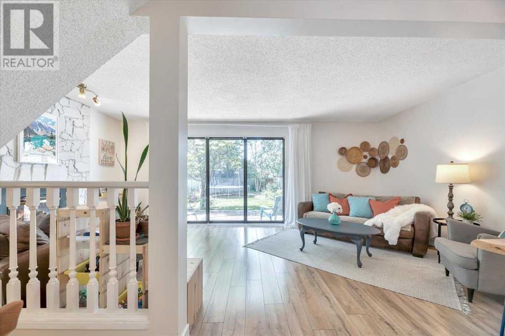 Single Family House for Sale in  Midpark Gardens SE Midnapore Calgary 