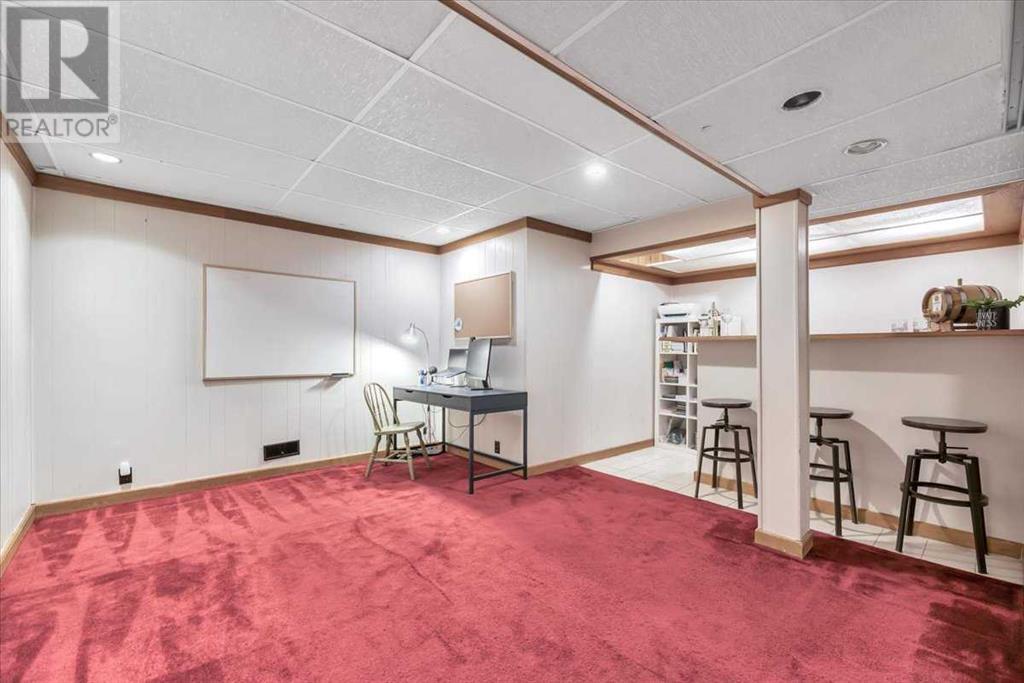 Single Family House for Sale in  Midpark Gardens SE Midnapore Calgary 
