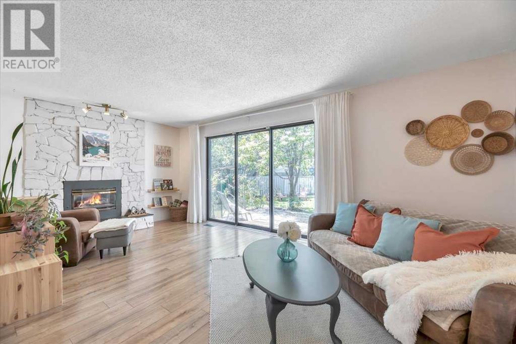 Single Family House for Sale in  Midpark Gardens SE Midnapore Calgary 