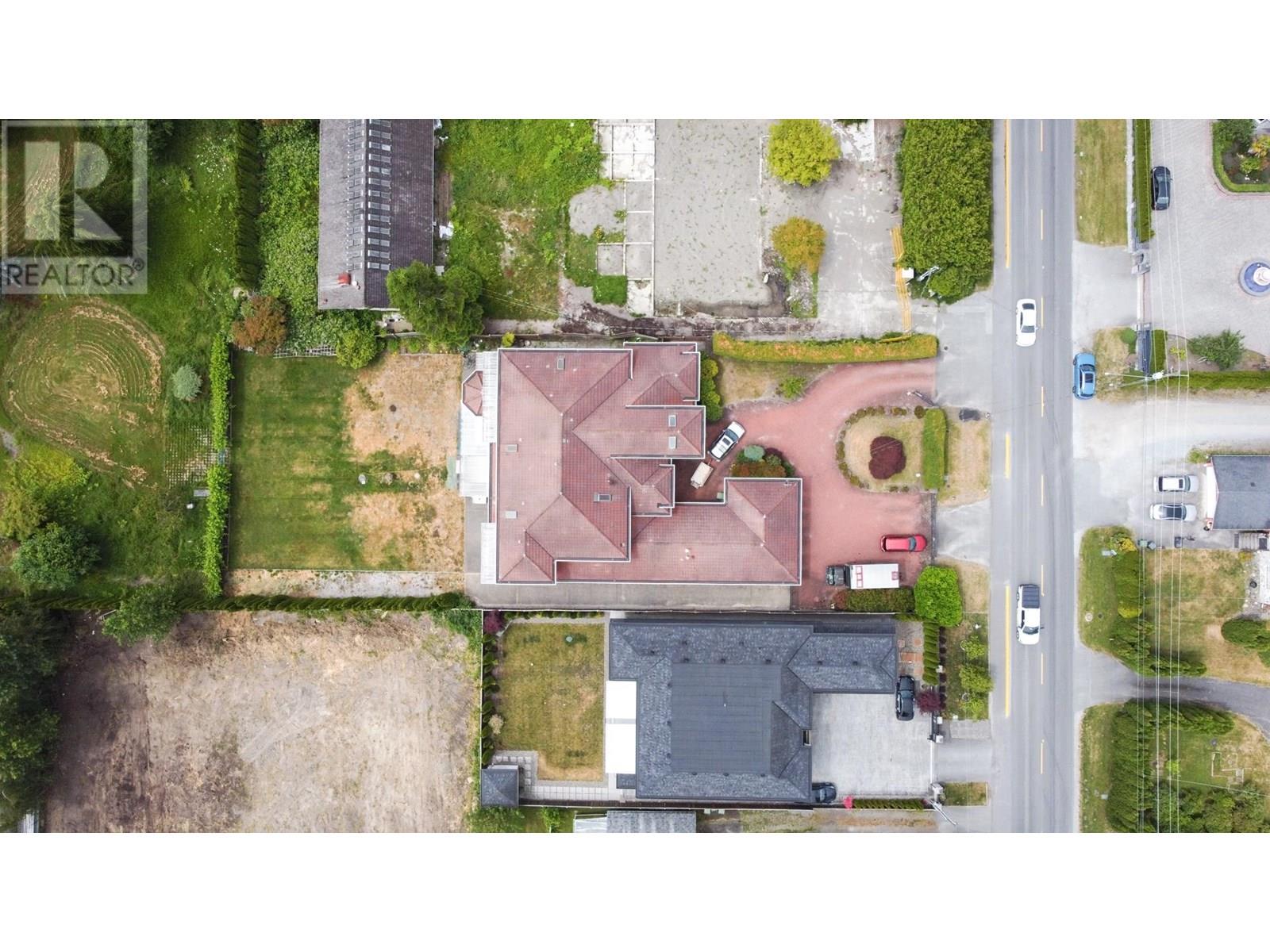 Photo 4 of 11660 Blundell Road, Richmond BC