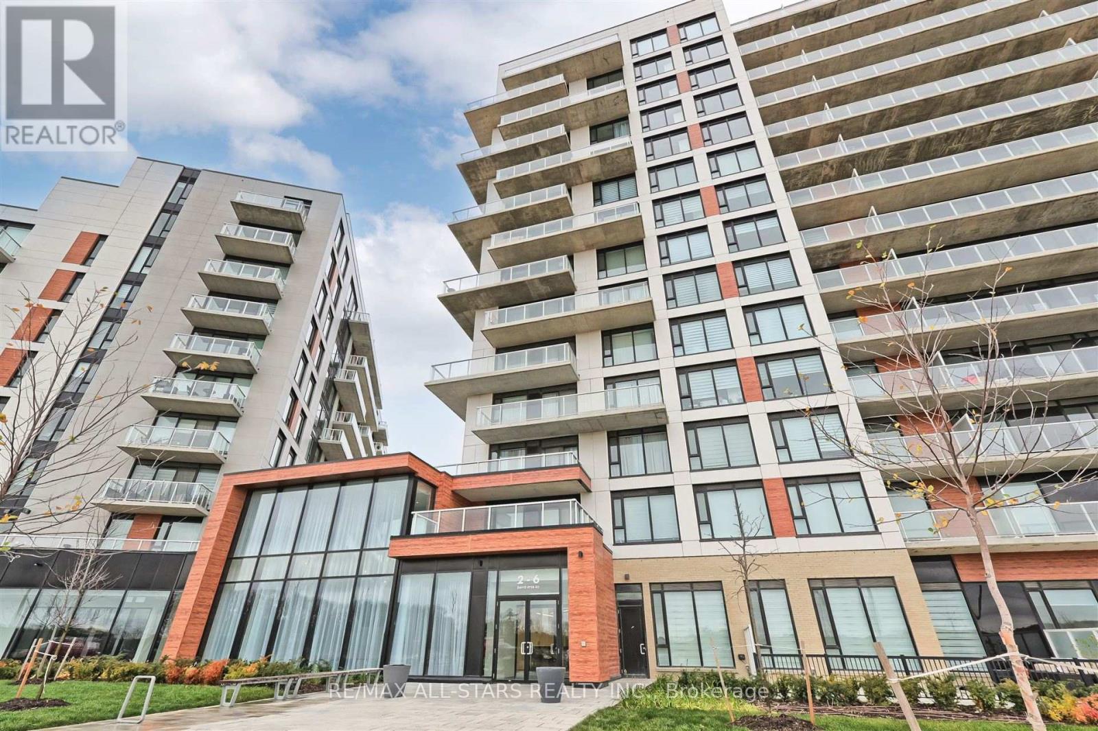 Listing photo of 124 - 2 DAVID EYER ROAD