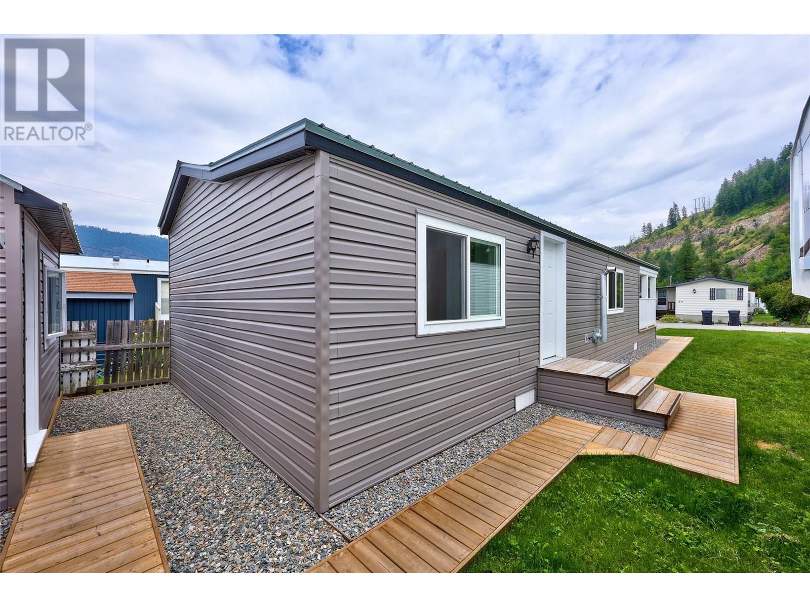 Photo 16 of 1214 Okanagan Avenue Unit 32, Chase BC