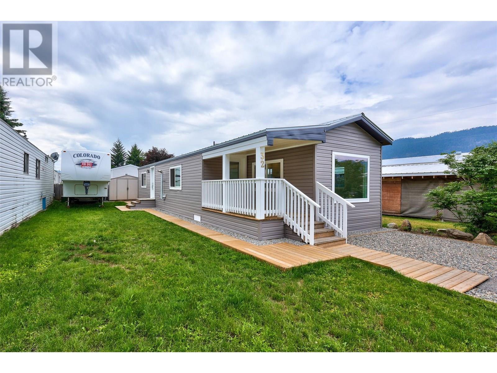 Photo 20 of 1214 Okanagan Avenue Unit 32, Chase BC