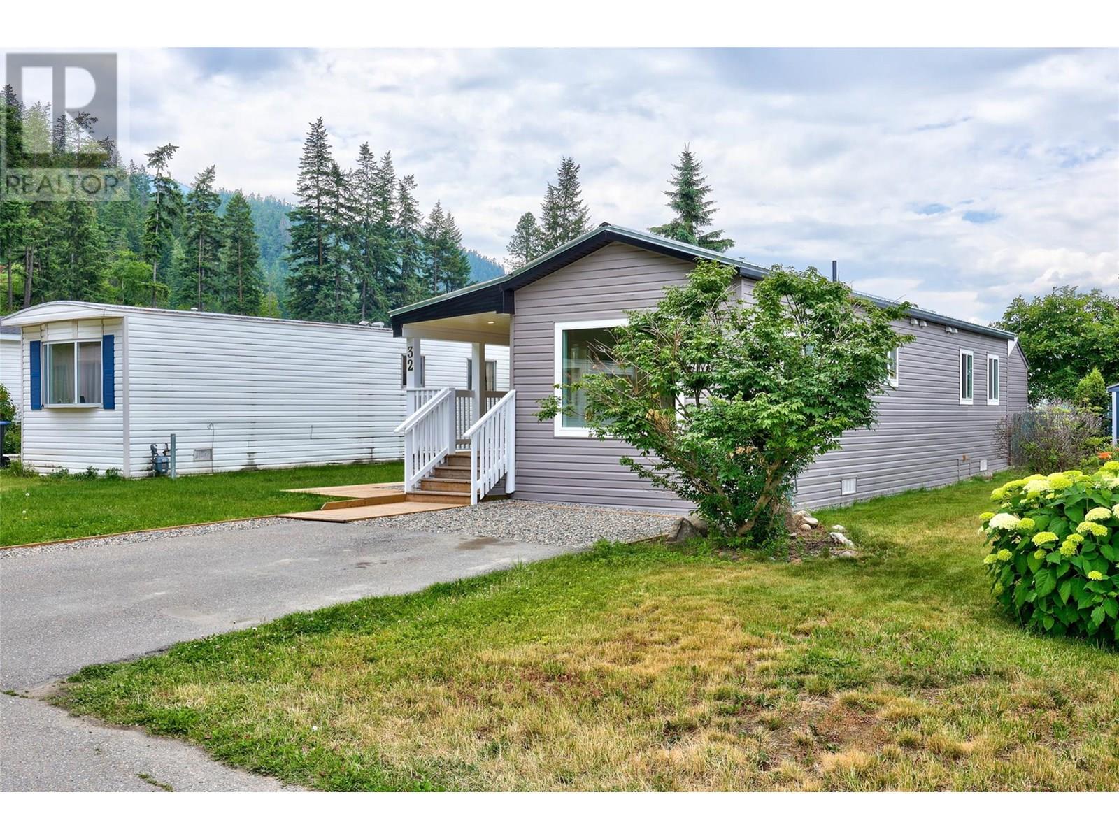Photo 22 of 1214 Okanagan Avenue Unit 32, Chase BC