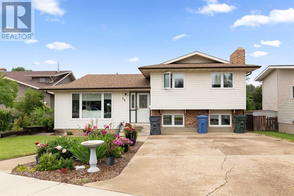 24 Sunflower Court SE, Medicine Hat, Alberta