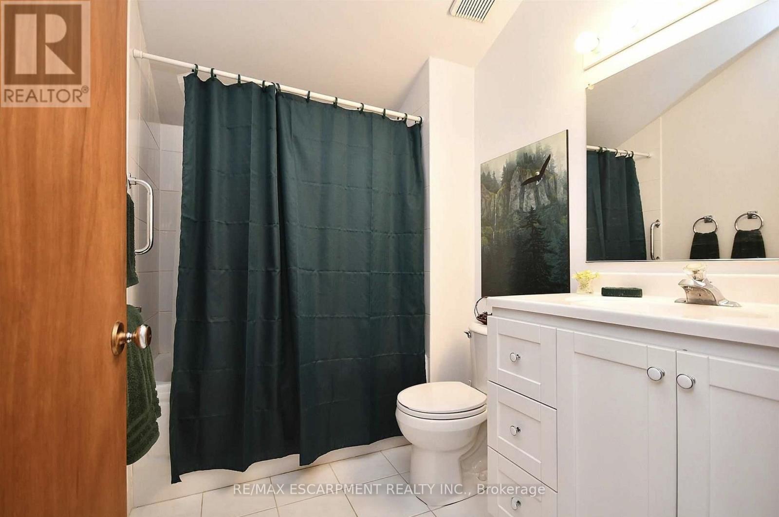 Photo 14 of 1261 Mona Road, Mississauga ON