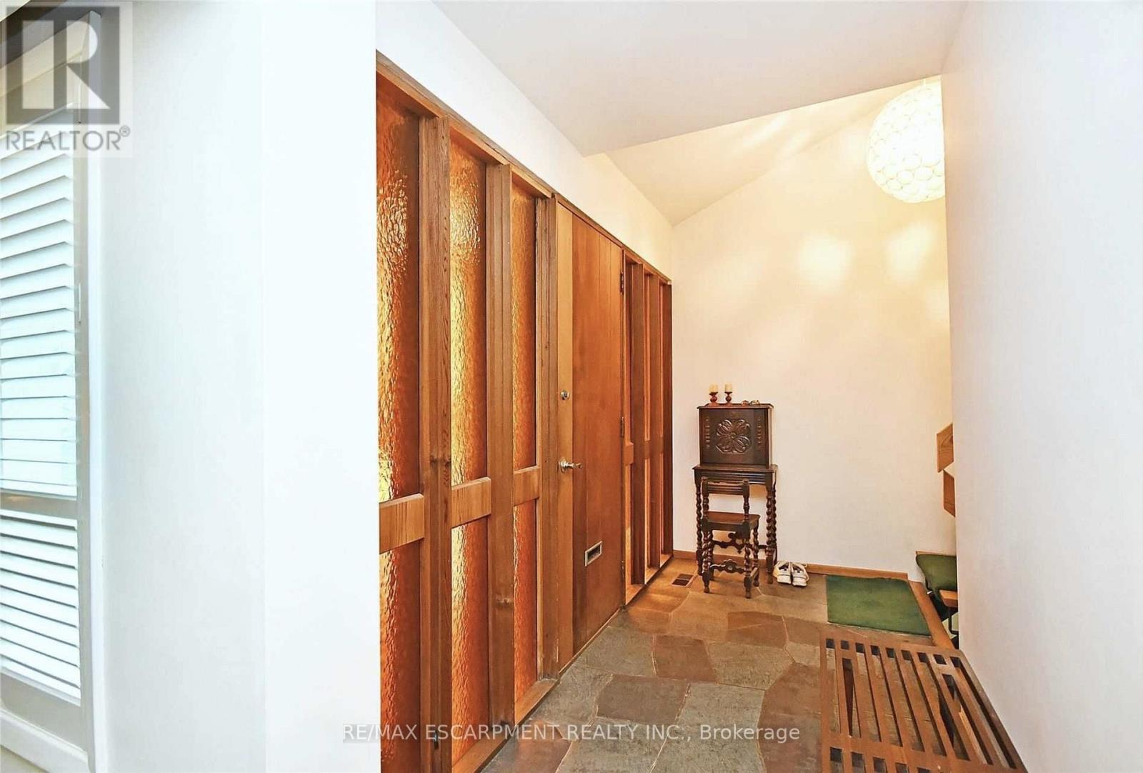 Photo 6 of 1261 Mona Road, Mississauga ON
