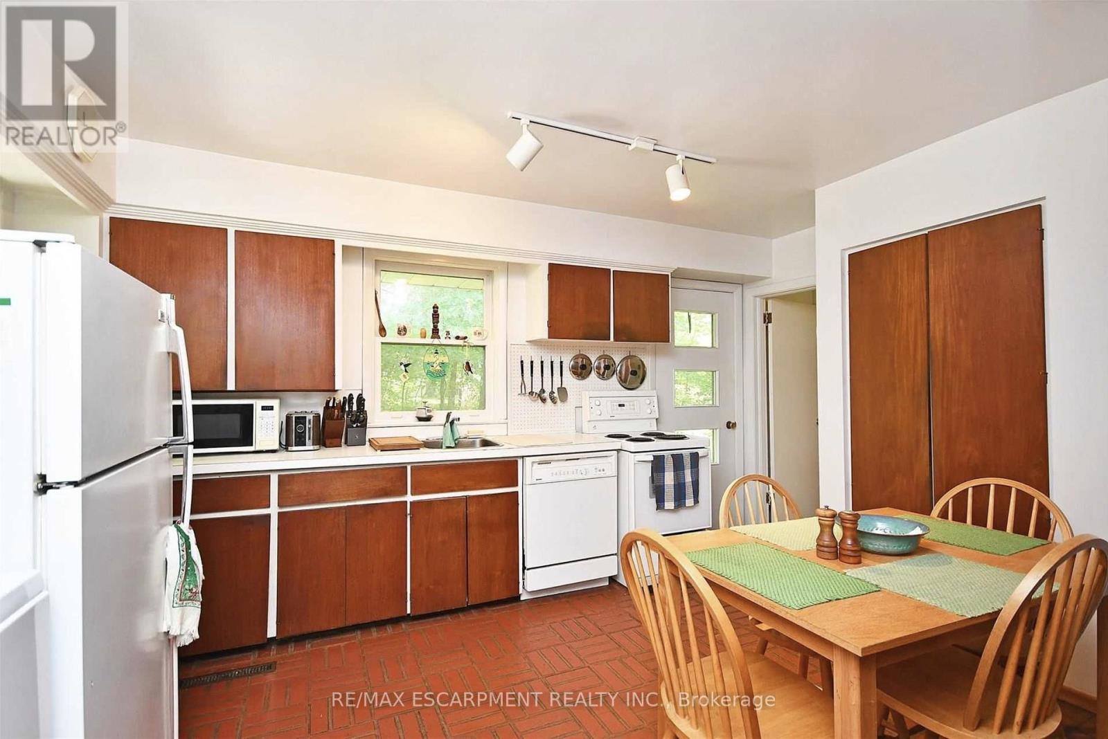 Photo 9 of 1261 Mona Road, Mississauga ON