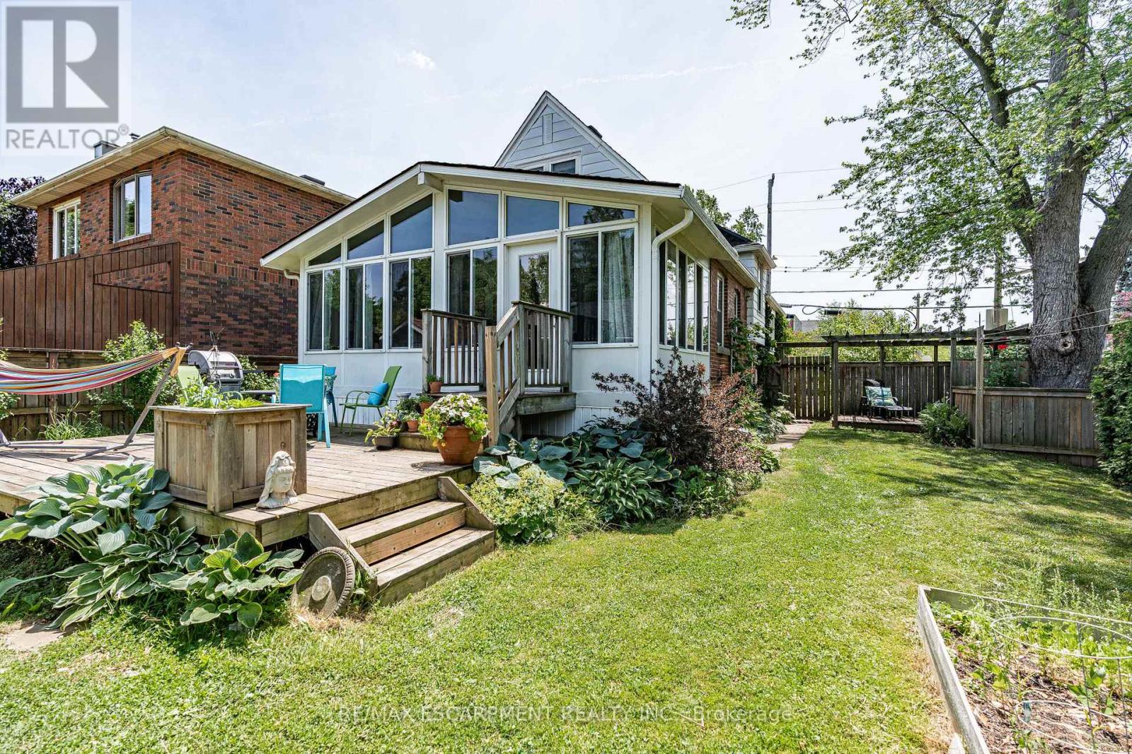 Photo 39 of 48 Franklin Avenue, Hamilton ON