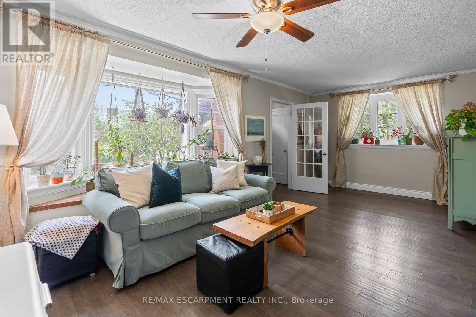 Photo 8 of 48 Franklin Avenue, Hamilton ON