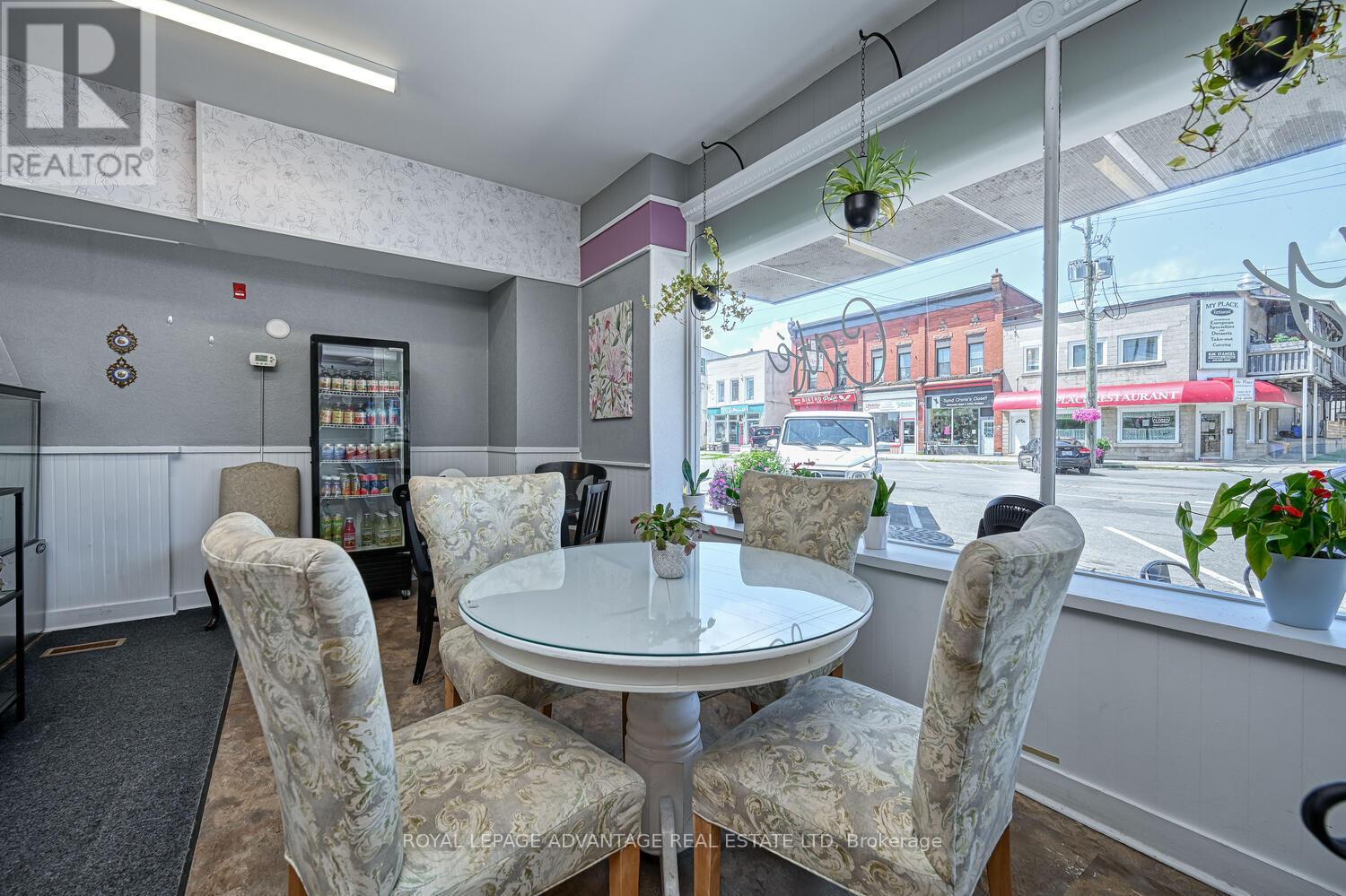 Photo 6 of 5 Main Street W, Smiths Falls ON