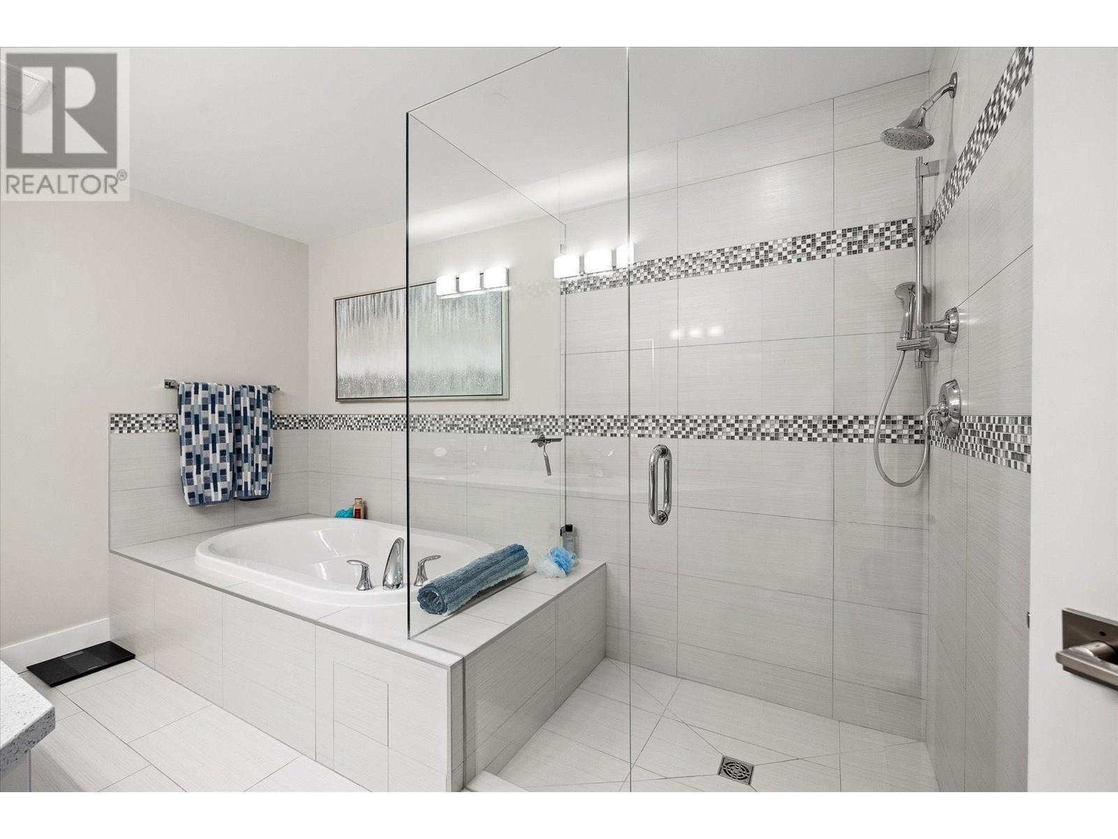 401 3865 Truswell Road, Kelowna