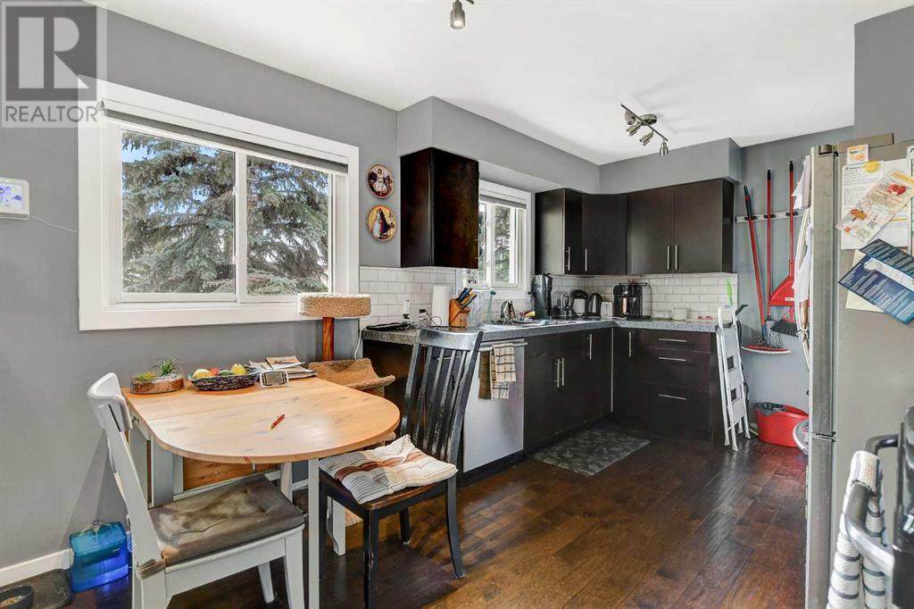 Single Family House Bungalow for Sale in   Avenue Mountview Grande Prairie 