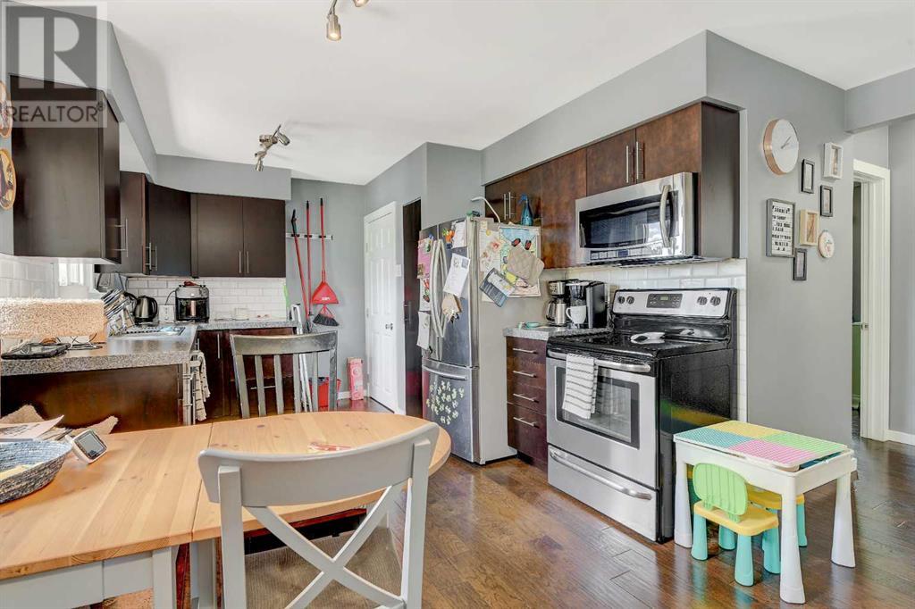 Single Family House Bungalow for Sale in   Avenue Mountview Grande Prairie 