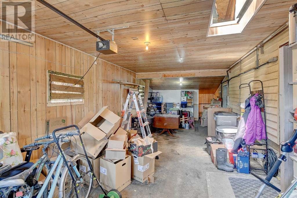 Single Family House Bungalow for Sale in   Avenue Mountview Grande Prairie 