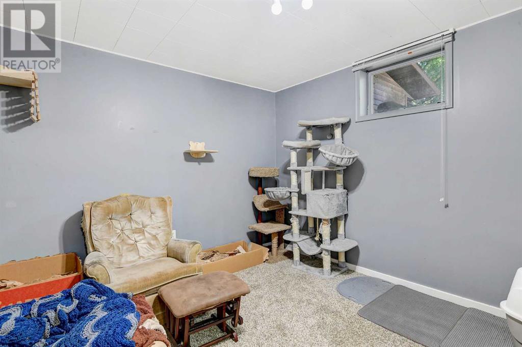 Single Family House Bungalow for Sale in   Avenue Mountview Grande Prairie 