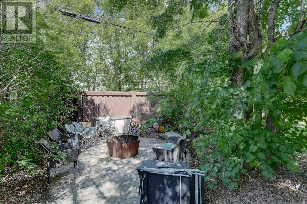 Single Family House Bungalow for Sale in   Avenue Mountview Grande Prairie 