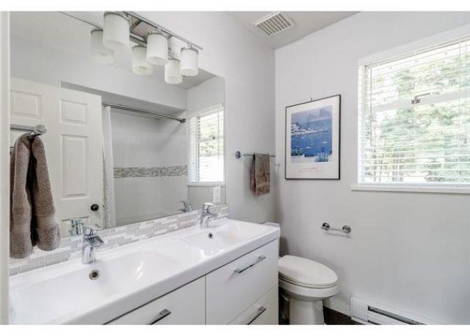 Photo 13 of 24903 54 Avenue, Langley BC