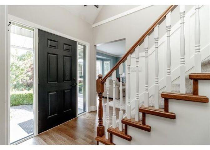 Photo 3 of 24903 54 Avenue, Langley BC