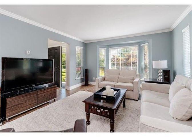 Photo 5 of 24903 54 Avenue, Langley BC