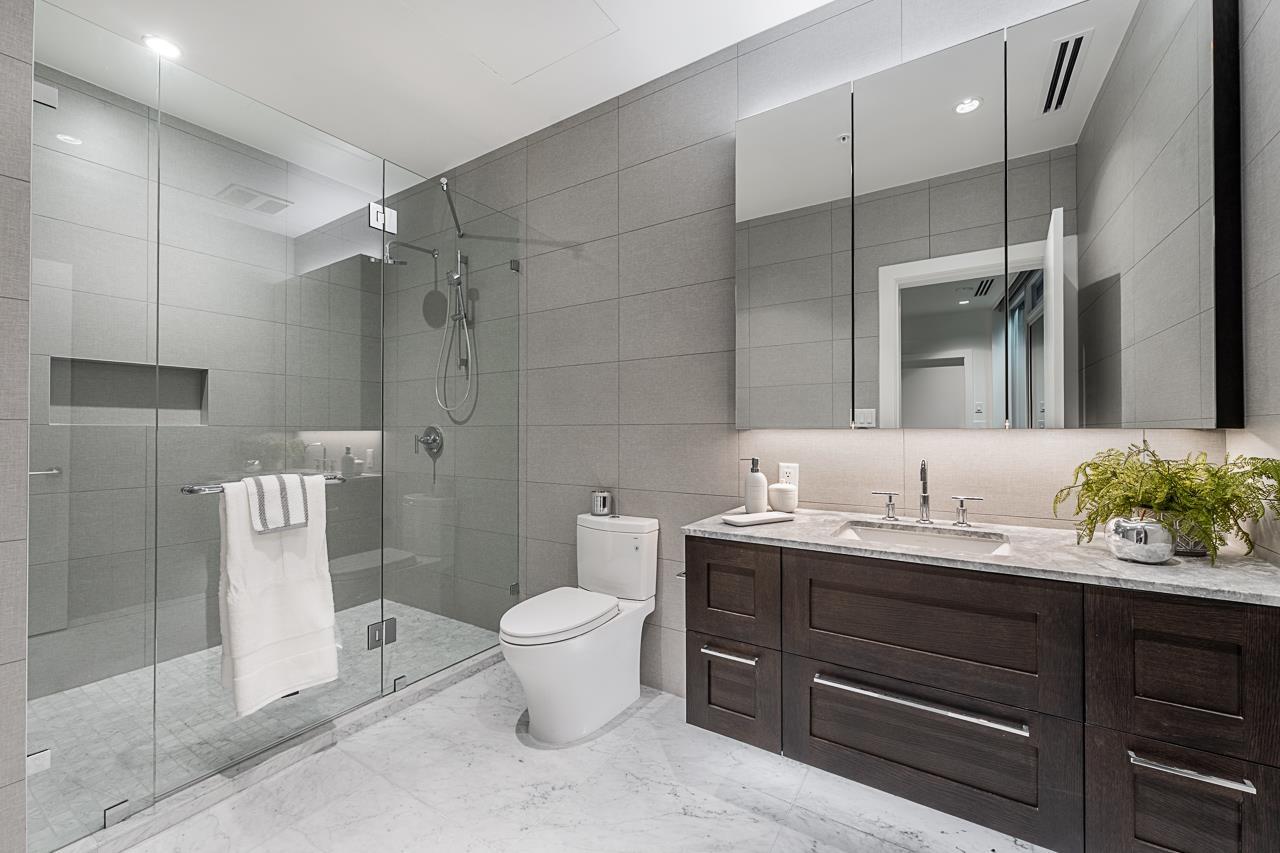 Photo 38 of Ph 2 1501 Foster Street, White Rock BC