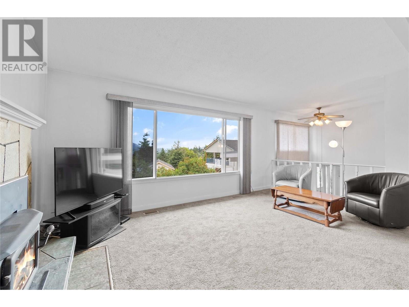 Photo 16 of 1431 15 Street Se, Salmon Arm BC