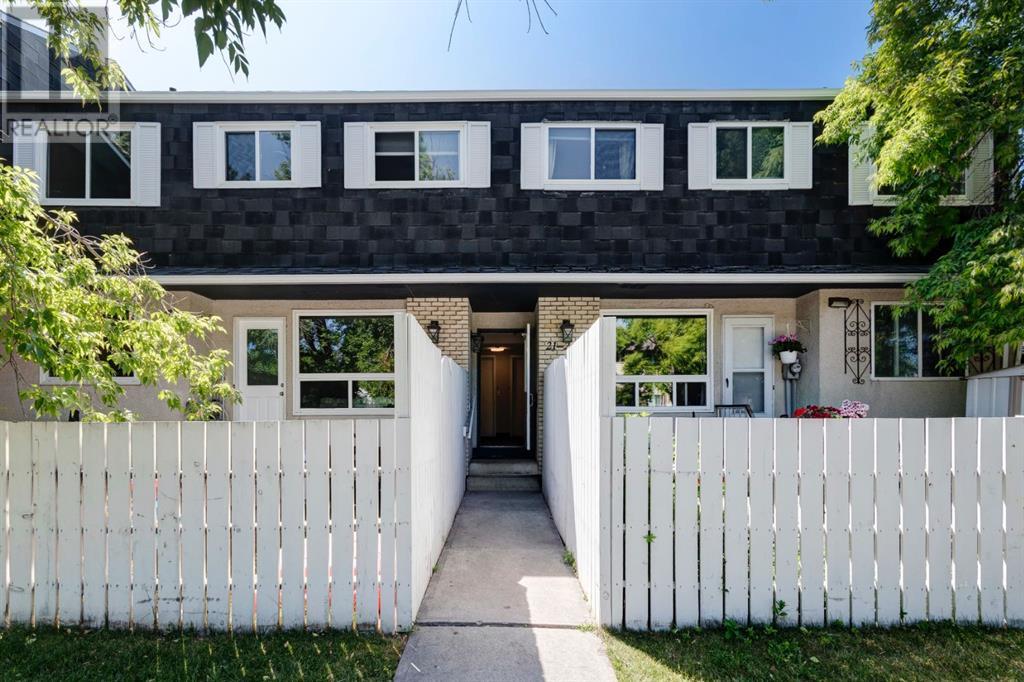 Single Family House for Sale in   Manora Place NE Marlborough Park Calgary 