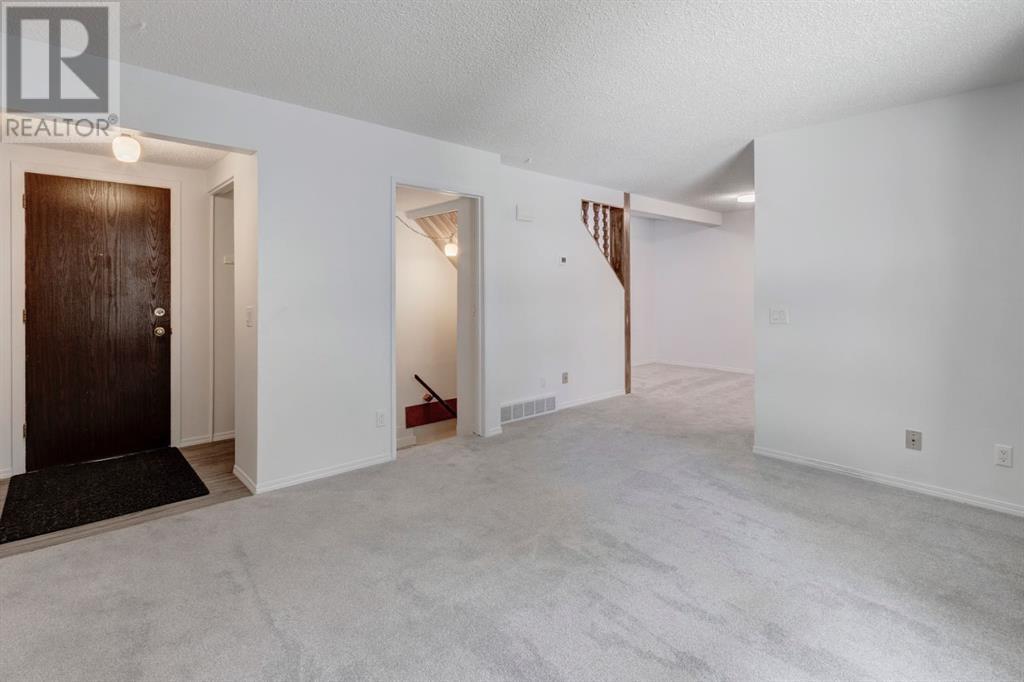 Single Family House for Sale in   Manora Place NE Marlborough Park Calgary 