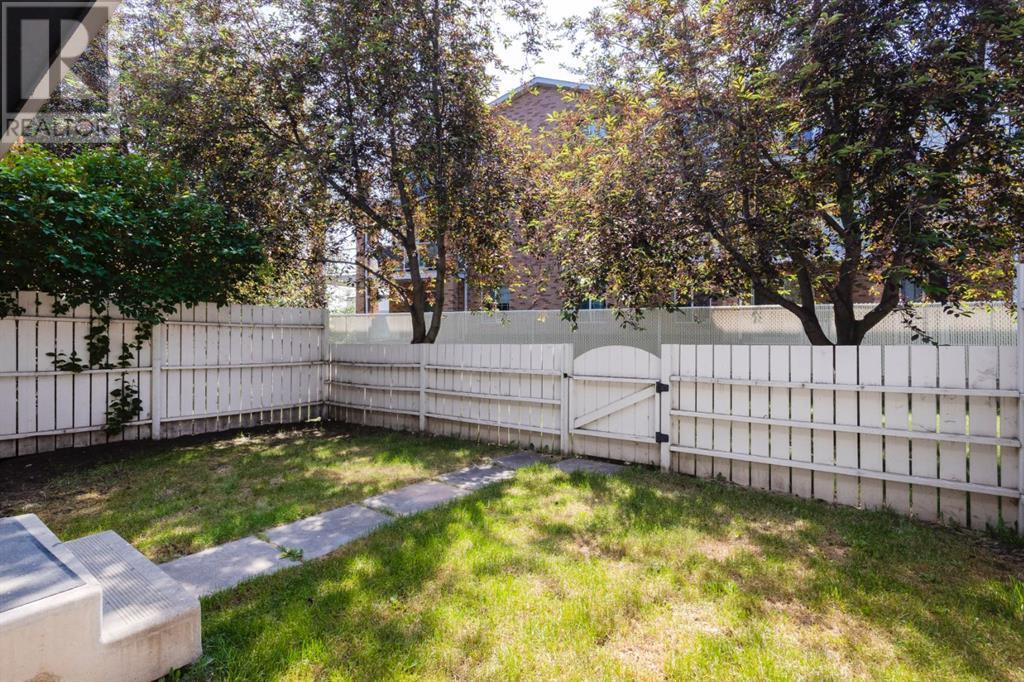 Single Family House for Sale in   Manora Place NE Marlborough Park Calgary 