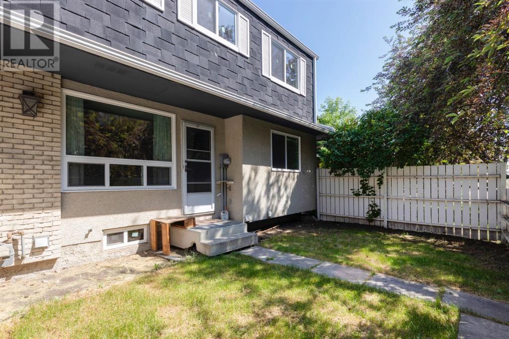 Single Family House for Sale in   Manora Place NE Marlborough Park Calgary 