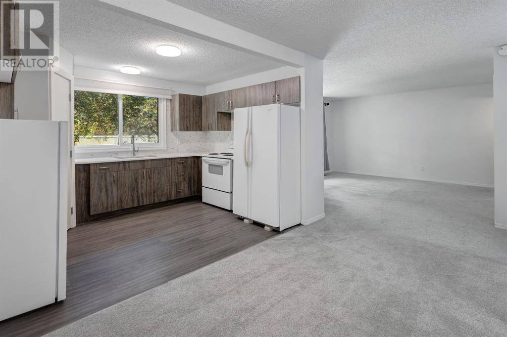 Single Family House for Sale in   Manora Place NE Marlborough Park Calgary 