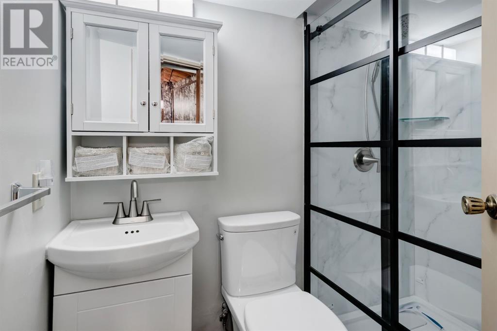Single Family House for Sale in   Manora Place NE Marlborough Park Calgary 