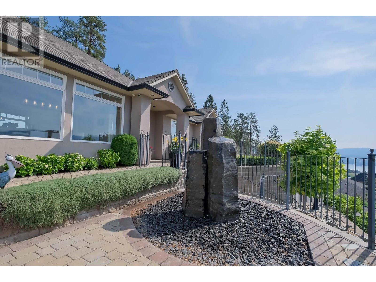  1260 Timothy Place, Kelowna