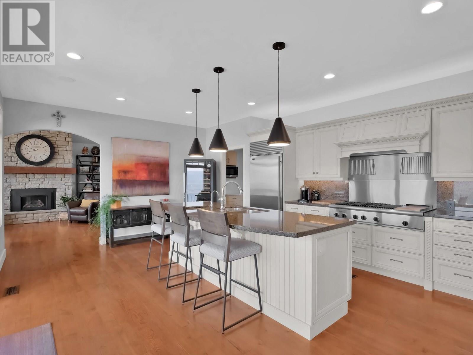  1260 Timothy Place, Kelowna