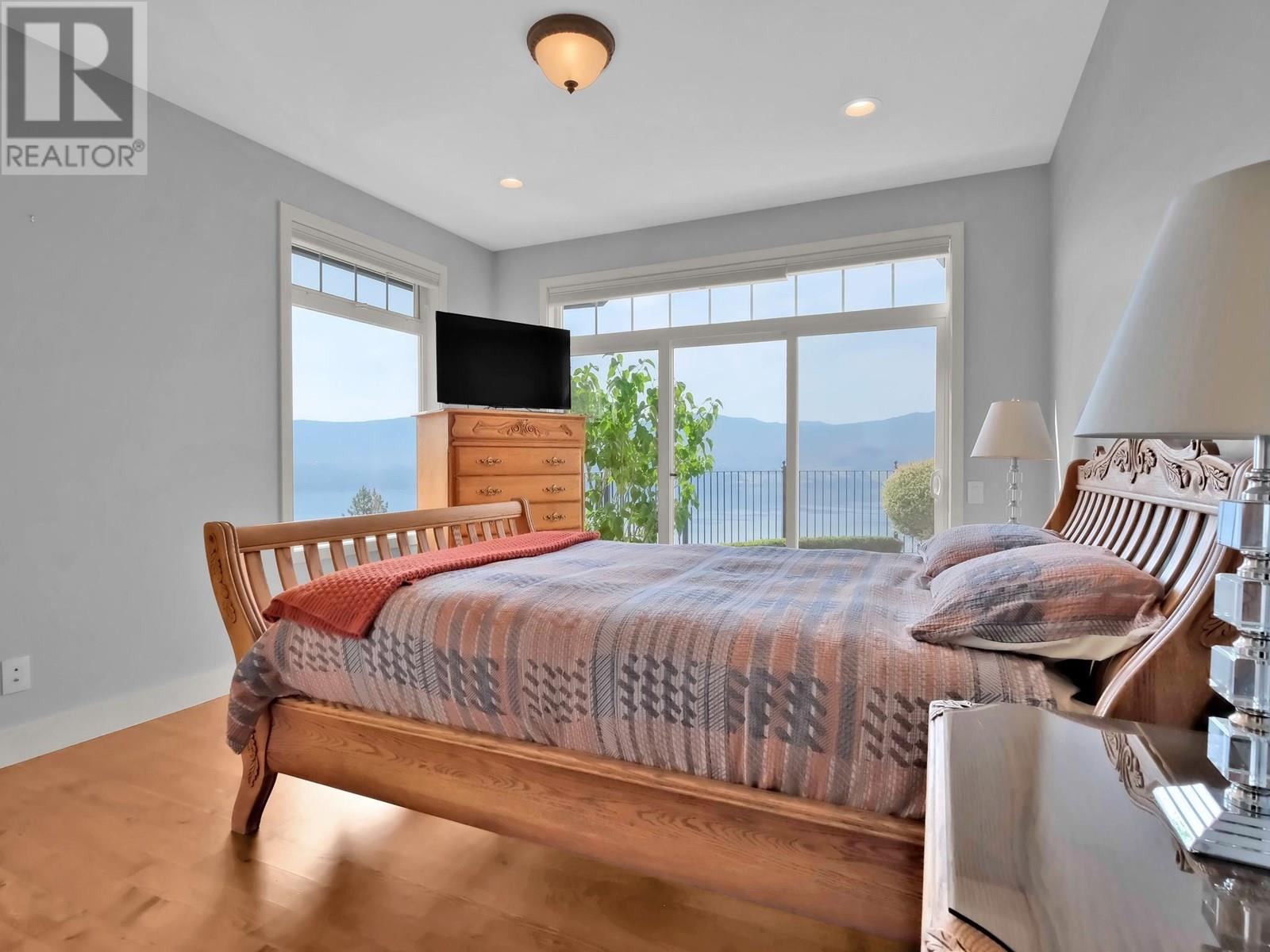  1260 Timothy Place, Kelowna