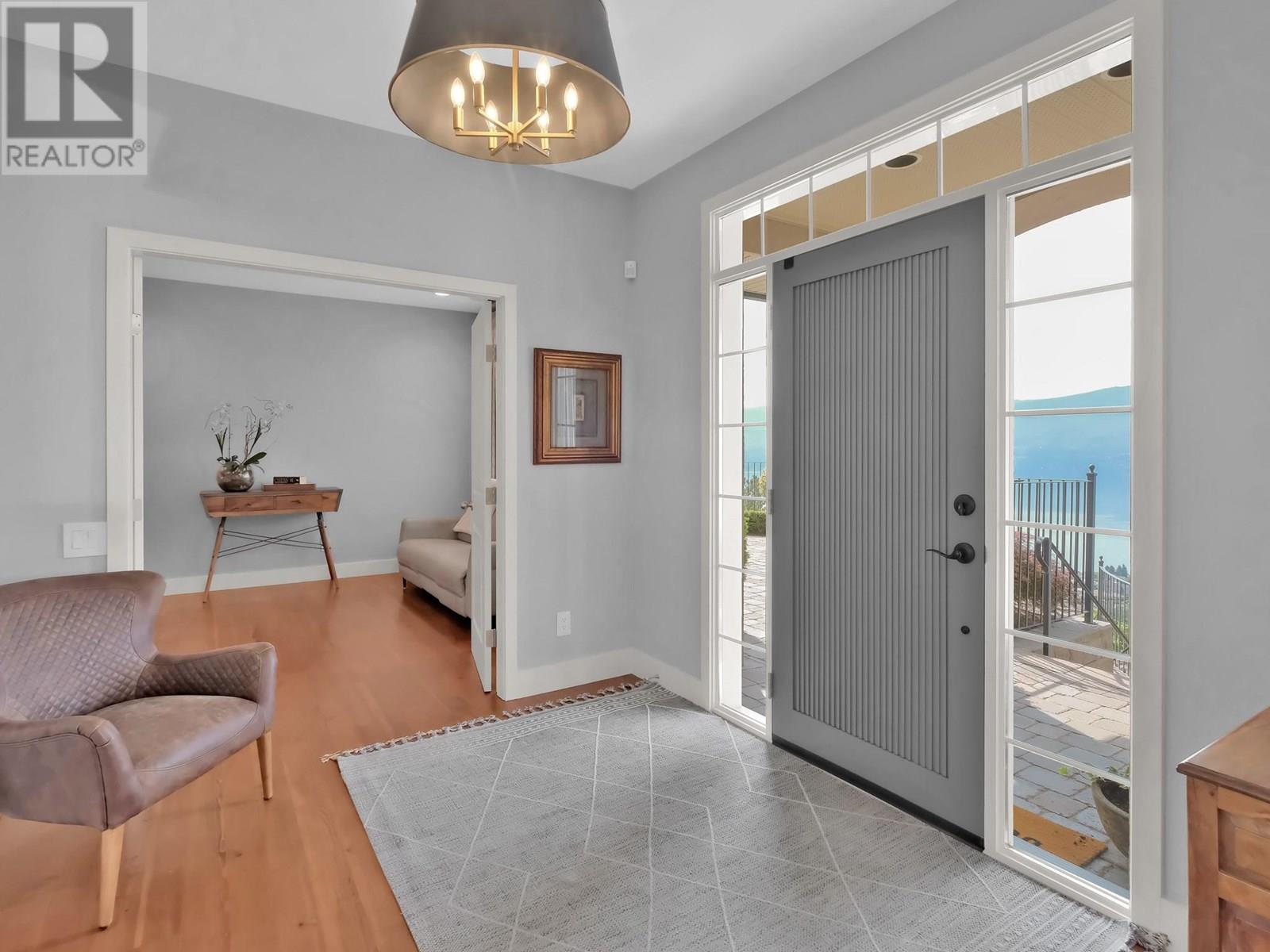  1260 Timothy Place, Kelowna
