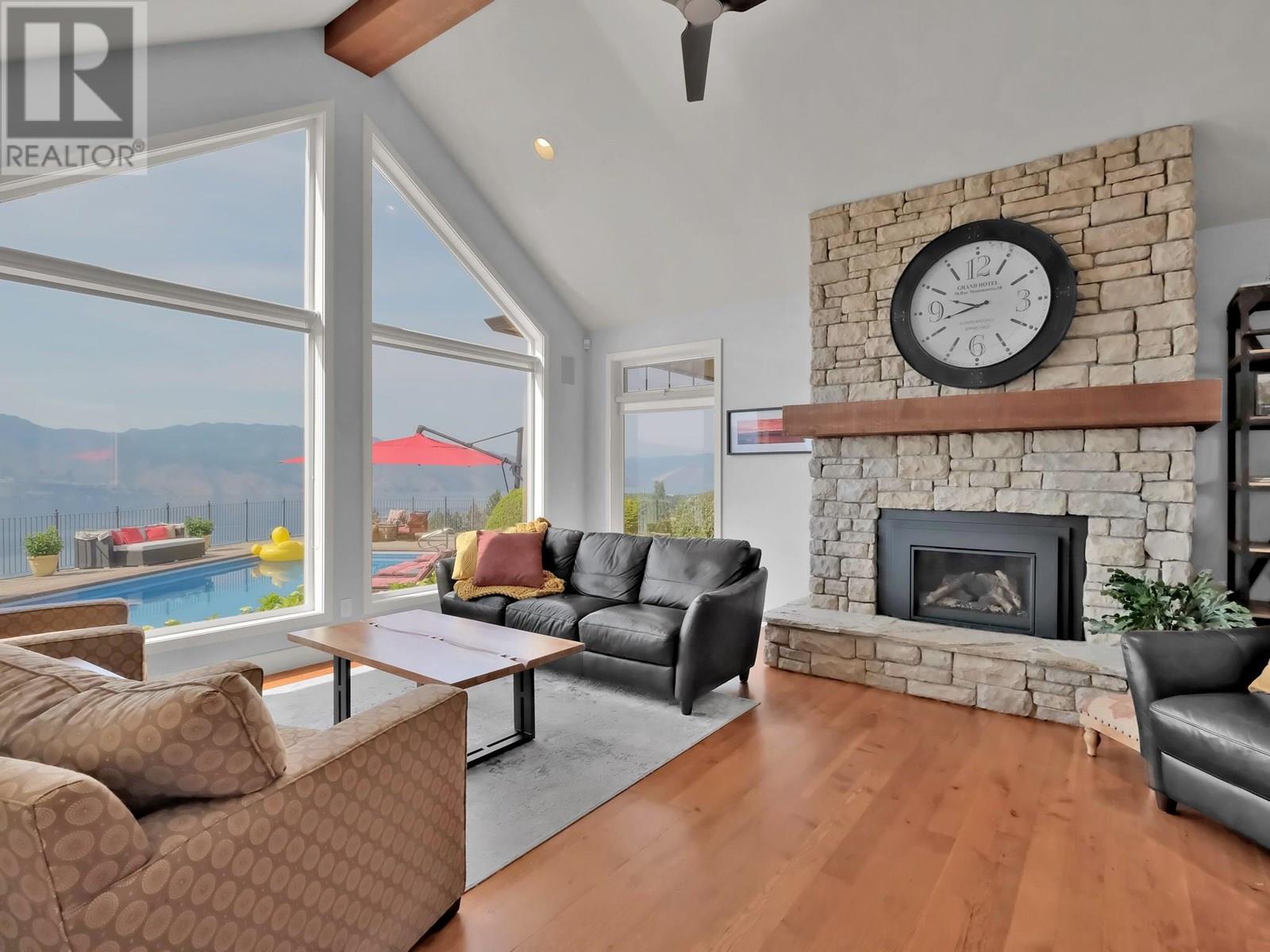  1260 Timothy Place, Kelowna