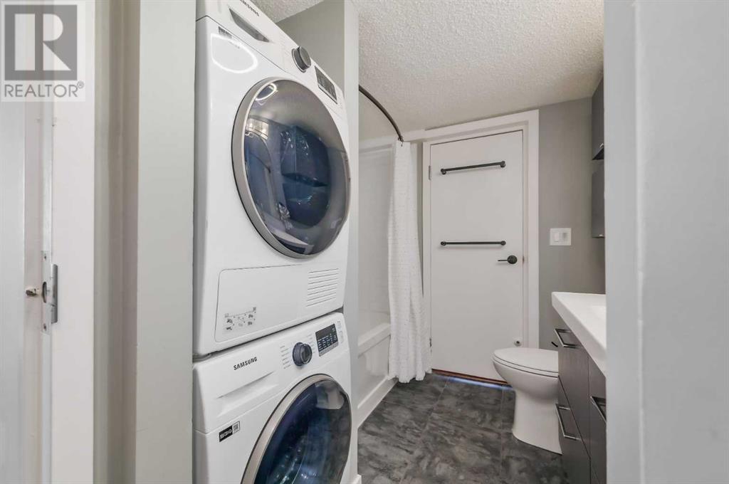 Single Family House for Sale in    Avenue SW Beltline Calgary 